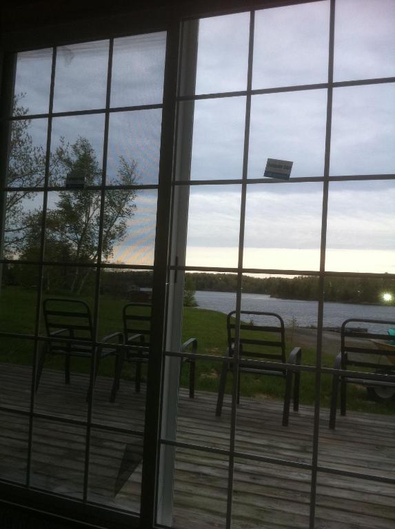Lake Lauzon Resort Blind River Eksteriør billede